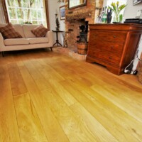 Character grade , solid oak flooring